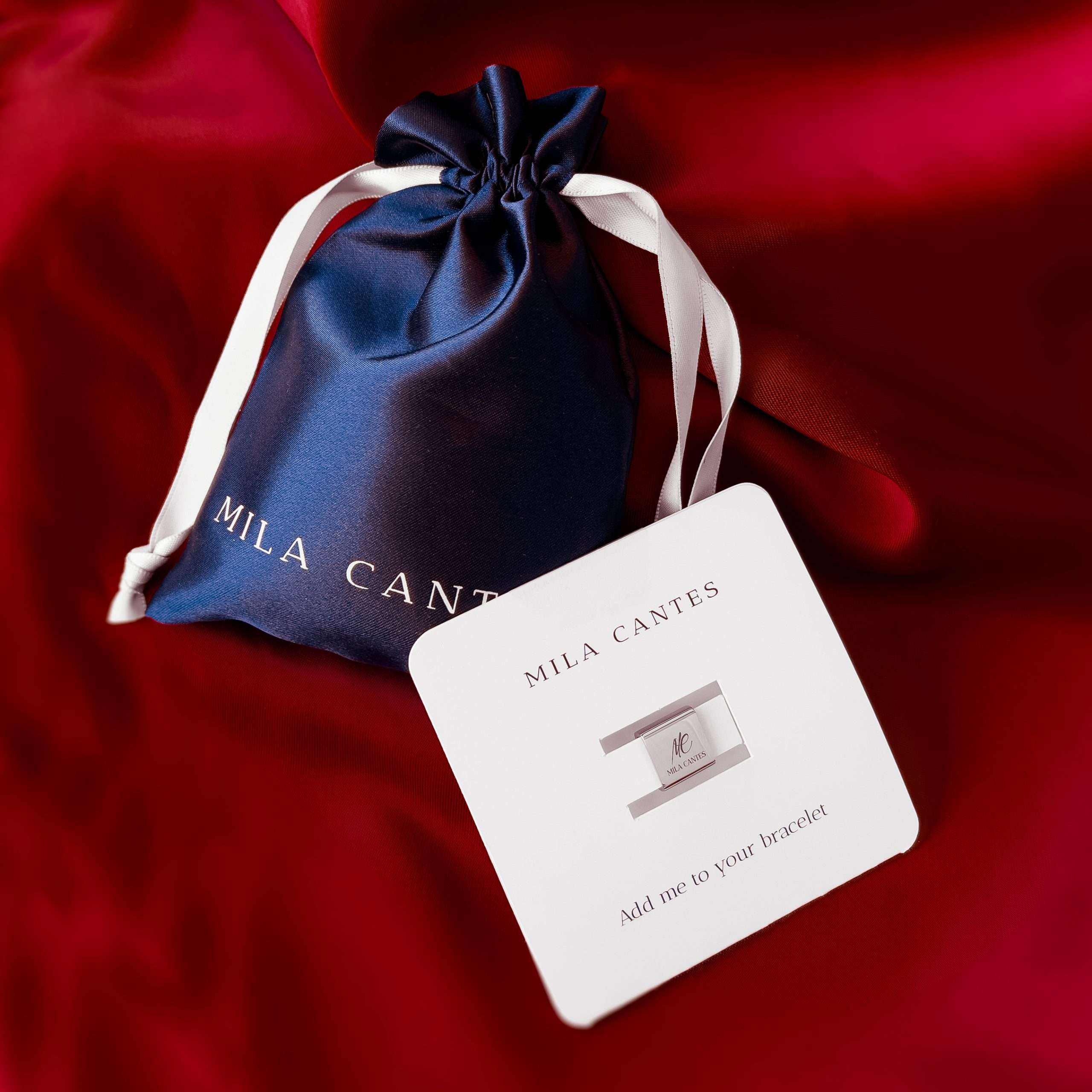 CHARM | Good Luck! - MILA CANTES